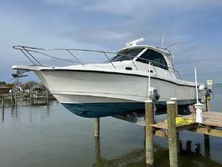 36' Boston Whaler 2008 Yacht For Sale